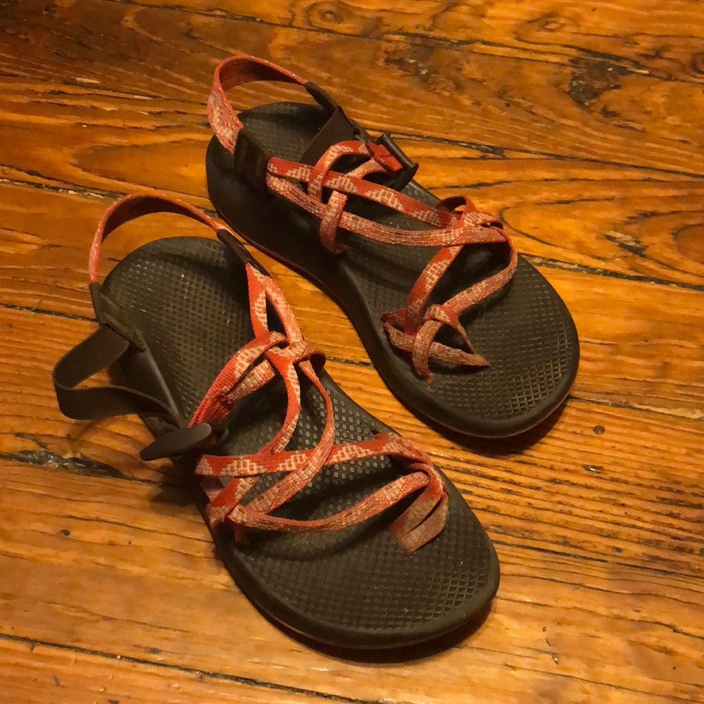 Cute chacos 💕